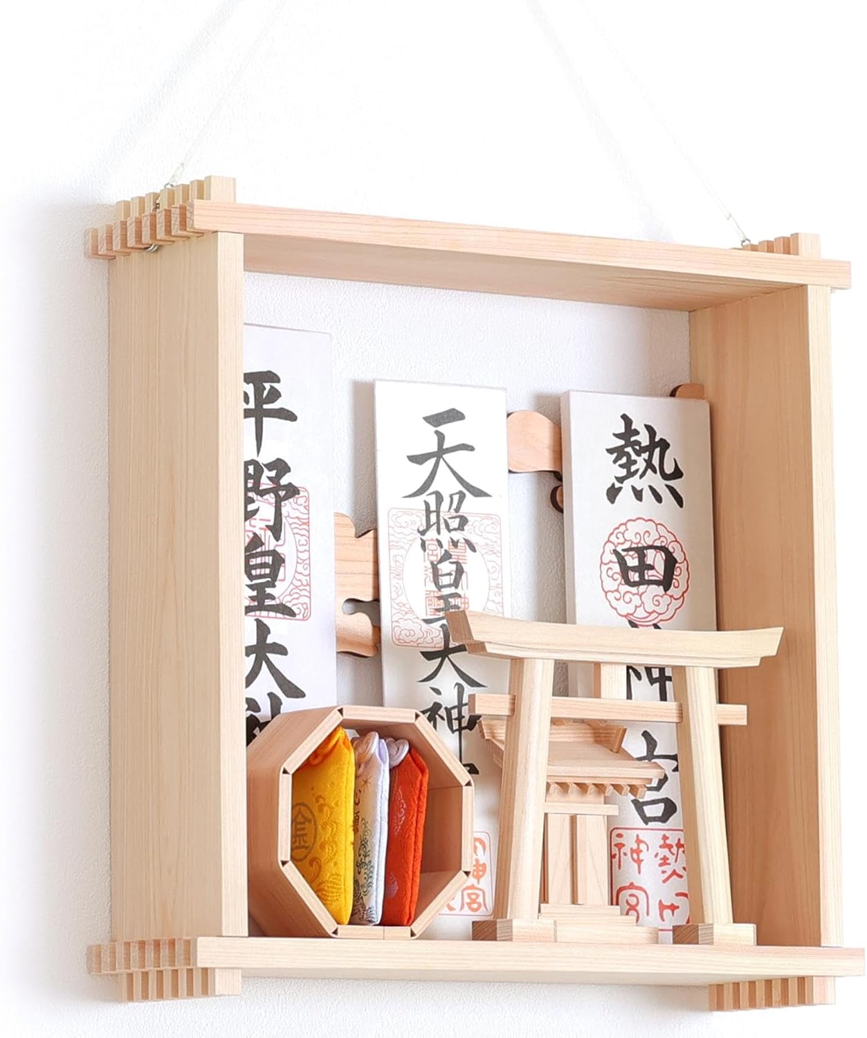 九龍城砦 トワイライト・ウォリアーズ 龍捲風 信一 ピンバッジ 九龍城